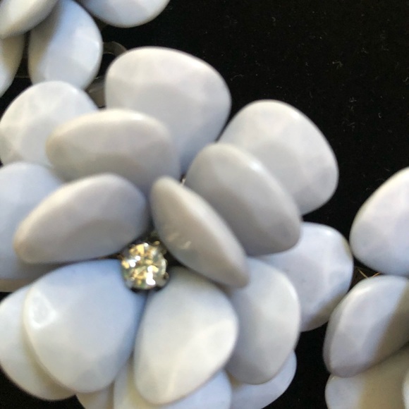 💎Flower necklace💎 - Picture 3 of 6